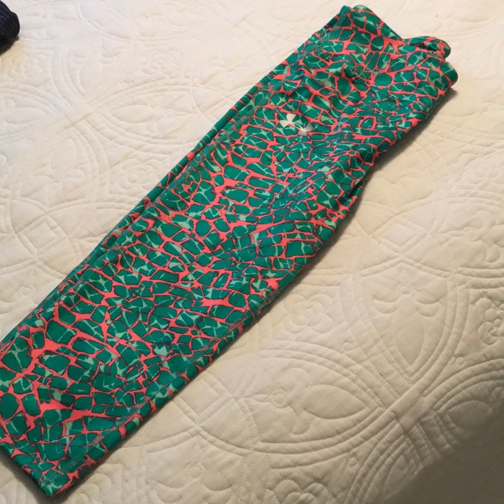 Under Armour crop workout pants
